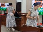 Tampilan Nikita Mirzani Jadi Sorotan, Anggun dengan Dress Vintage dan Tas Hermes