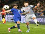 Gelandang-Chelsea-AS-Christian-Pulisic-kiri-dan-bek-Salzburg-Austria-Maximilian-Woeber.jpg