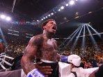 Gervonta-Davis-melakukan-selebrasi-setelah1.jpg
