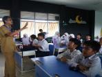 Guru-SMPN-13-Pontianak.jpg