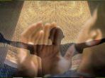 Hadapi-masalah-dengan-sabar-dan-selalu-panjatkan-doa-untuk-meminta-pertolongan-kepada-Allah-SWT.jpg