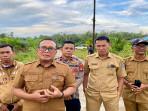 Jalan-Poros-KMBSungai-Enau-Sujiwo-Targetkan-Pembangunan-Tuntas-Tiga-Tahun.jpg