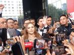 Jon-Boy-hadir-sebagai-kuasa-hukum-Lisa-Mariana.jpg