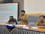 Juli-Suryadi-Burdadi-ketika-membuka-Rapat-Koordinasi-Peng2543.jpg