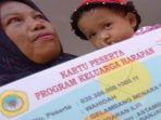 KPM-Penerima-PKH-Balita-Kemensos.jpg