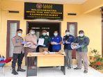 Karantina Kalbar PLBN Badau Serahkan Kayu Gaharu, Tanduk Rusa dan Sisik Trenggiling ke KSDAE Kalbar 