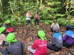 Kegiatan-Field-Trip-yang-digelar-Yayasan-Palung453e.jpg