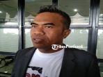 Ketua-Bawaslu-Pontianak-Ridwan-saat-diwa234re.jpg