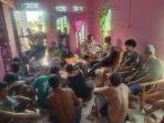 Kondisi-di-rumah-pasirah-saat-mediasi-berita-hoax-di-Kecamatan-Kuala.jpg