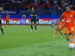 Live-Score-Borneo-FC-Vs-Madura-United-Leg-2-Semifinal-Liga-1-2024-Saling-Balas-Gol-Babak-Pertama.jpg