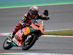 Live-Streaming-Moto3-France-2022-Live-TV-Jaume-Masia-Curi-Perhatian-Sesi-Pemanasan.jpg