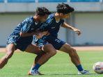 Live-Streaming-PSIM-Vs-Deltras-Sidoarjo-Nonton-Play-Off-8-Besar-Liga-2-2025-Update-Klasemen-Grup-X.jpg
