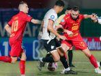 Maciej-Gajos-menyelamatkan-Persija-Jakarta-saat.jpg
