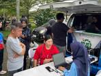 Masyarakat-memanfaatkan-layanan-BPJS-Keliling.jpg
