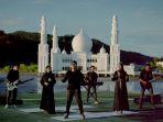 Musisi-Muda-Kayong-Utara-Rilis-Video-Klip-Sapu-Jagat-Sabyan-di-Masjid-Osman-Al-Hair.jpg