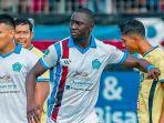 PSBS-Biak-saat-lawan-Gresik-United.jpg