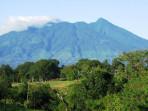 Palung-Ketapang-dari-kejauhan-Gunung-ini-merupakan.jpg