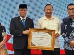 Pemerintah-Kabupaten-Ketapang-berhasil-meraih-tiga-penghargaan.jpg