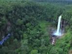 Penampakan-air-terjun-Nokan-Nayan11.jpg