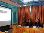 Pengecekan-NIK-oleh-Bawaslu-Kubu-Raya-Kalimantan-Barat-pada-hari-Kamis-18-Agustus-2022.jpg