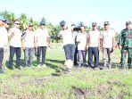 Penjabat-Bupati-Kayong-Utara-Alfian-membuka-secara-resmi-Turnamen-Sepak-Bola.jpg