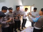 Polres-Sintang-menggelar-tes-urine-mendadak-terhadap-personel-Polres-Sintang.jpg