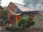 ‎Kebakaran Hanguskan Rumah Warga di Ketapang