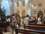 Potret-suasana-Misa-Natal-di-Gereja-Katedral-Kristus-Raja-Sintang11.jpg