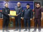 RAPAT-PARIPURNA3resw.jpg