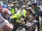 RESMI-Aturan-Tilang-Kendaraan-Terbaru-Per-1-Desember-2024-Kini-STNK-Langsung-Diblokir-Lengkap-Denda.jpg