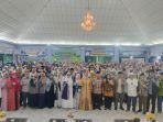 SAMBUT-JEMAAHBATAM.jpg