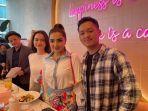 Sarah-Menzel-yang-mendampingi-Ashanty-dan-Azriel.jpg
