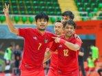 Selebrasi-Sauqy-Ardiansyah-Runtuboy-dkk-futsal-Timnas-Indonesia.jpg