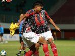 Susunan-Pemain-Indonesia-vs-Myanmar-U16-Semifinal-Piala-AFF-U19-Duel-Iqbal-Gwijangge-vs-Lin-Htet-Oo.jpg