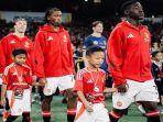 Terungkap-Ini-Penyebab-Amad-Diallo-Acungkan-Jari-Tengah-ke-Suporter-usai-Manchester-United-Kalah.jpg