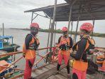 Tim-SAR-gabungan-saat-akan-melakukan-pencarian-kapal-tunda-Tugboat-Sinar-Pawan.jpg