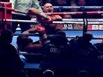 Tyson-Fury-mengumumkan-dirinya-harus-menjalani-operasi.jpg