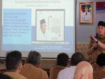 Wakil-Bupati-Kapuas-Hulu-Wahyudi-Hidayat-saat-menghadiri-dan-membuka-acara-kegiatan.jpg
