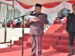 Wakil-Bupati-Kayong-Utara-Effendi-Ahmad-sebagai-inspektur-upacara-memimpin.jpg