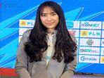 Yolla-Yuliana-berpose-dalam-peluncuran-tim-Jakarta-Electric-PLN11.jpg