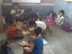 anak-anak-sedang-belajar_20160115_182232.jpg