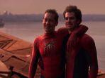 andrew-garfield-dan-tobey-maguire-di-film-spider-man-no-way-home.jpg
