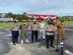 apel-dipimpin-kapolda-kalimantan-barat-irjen-pol-drs-suryanbodo-asmoro-1.jpg