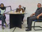aswin-khatib-kanan-bersama-kepala-upt-ppd-pontianak.jpg