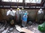 botol-tersusun-rapi-ditemukan-di-dalam-rumah-mewah.jpg