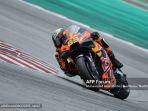 brad-binder-tercepat-di-hasil-latihan-bebas-fp1-motogp-qatar-2022-marc-marquez-finish-p5.jpg