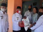 bupati-sambas-atbah-romin-suhaili-bersama-dengan-rombongan.jpg