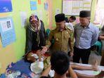 bupati-sambas-atbah-romin-suhaili-dan-dirut-rsud.jpg