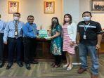 dedi-syafriadi-direktur-umum-bank-kalbar-bersama-jajarannya-1.jpg