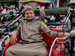 di-becak-di-depan-Pasar-Flamboyan-Pontianak.jpg